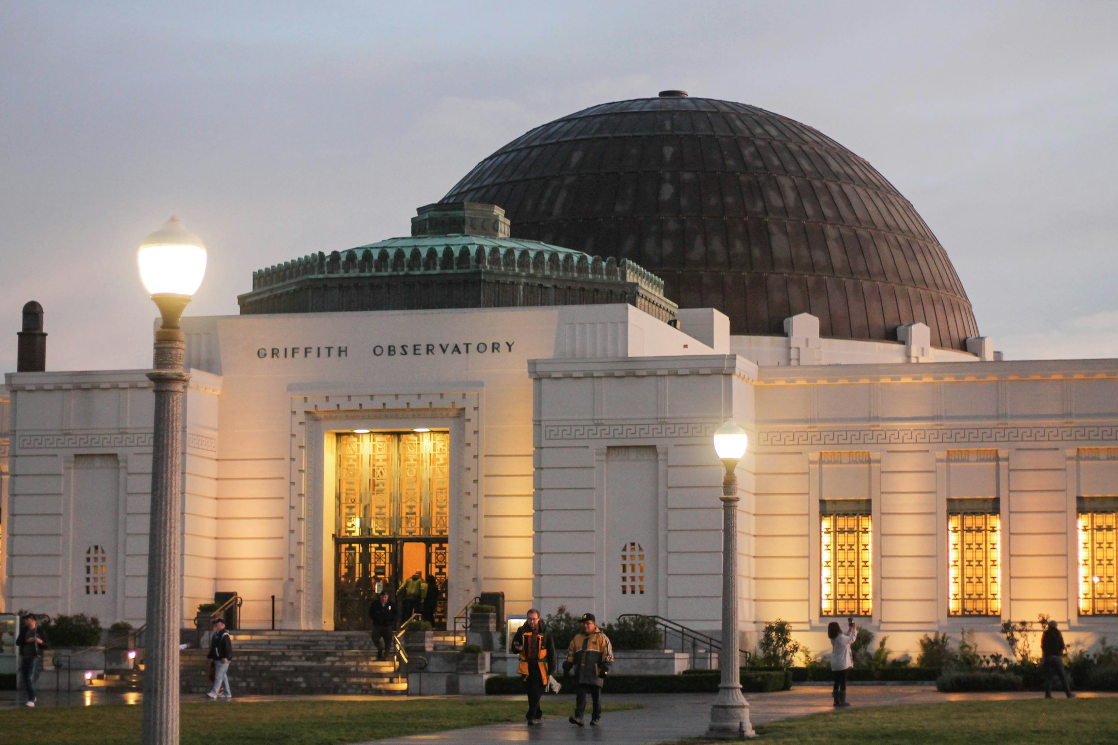Griffith Observatory éclairé en fin de journée