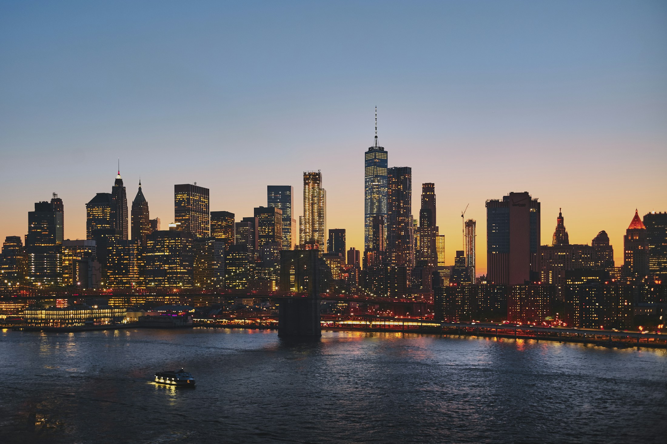 Skyline de Manhattan au coucher du soleil